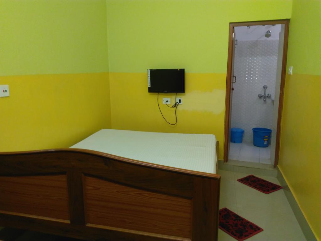 بولبور India Tours Only Kavita Guest House المظهر الخارجي الصورة